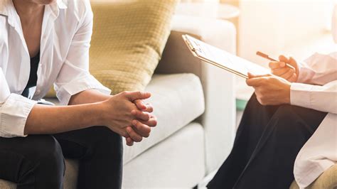 5 free counseling and psychiatric consultation services .